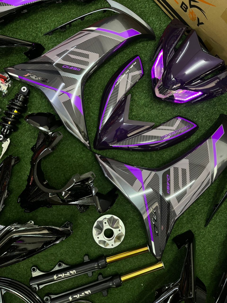 RC PURPLE COBO SET LC 135 V8